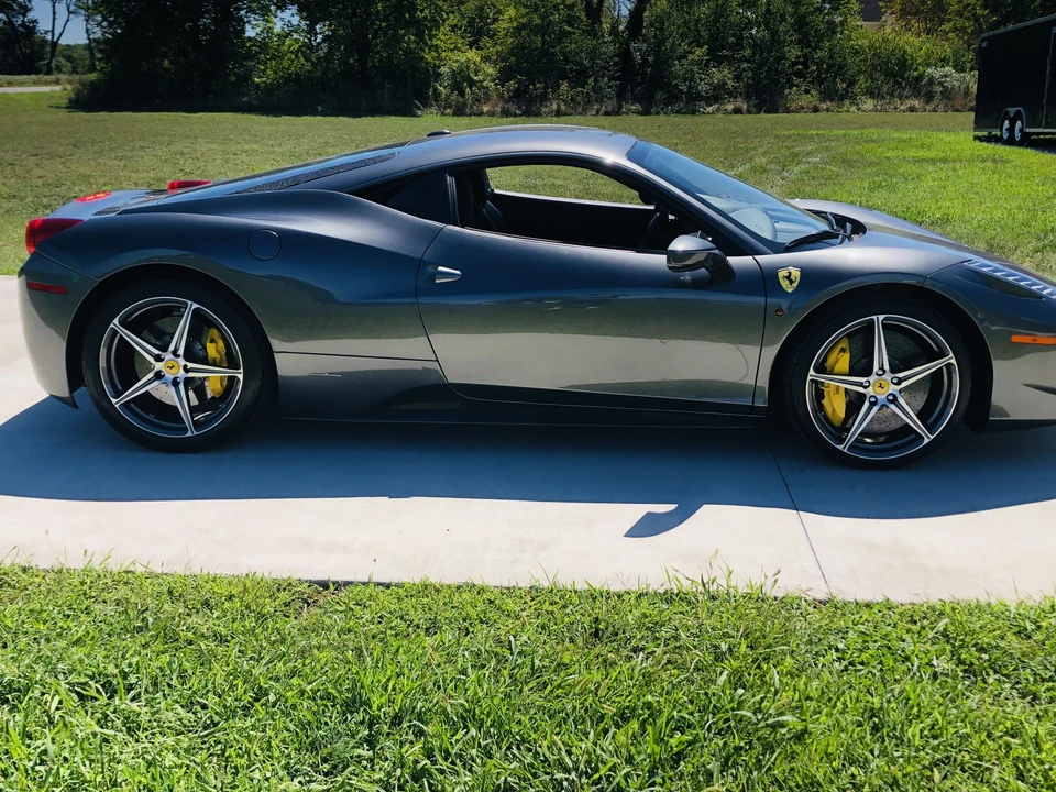 2013 Ferrari 458 Italia - Image 8 of 31