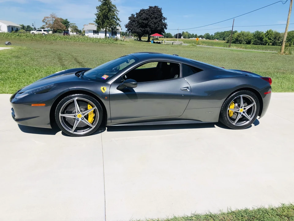 2013 Ferrari 458 Italia - Image 6 of 31