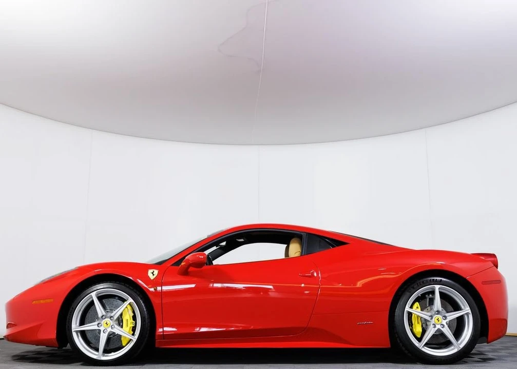 2013 Ferrari 458 Italia - Image 4 of 31