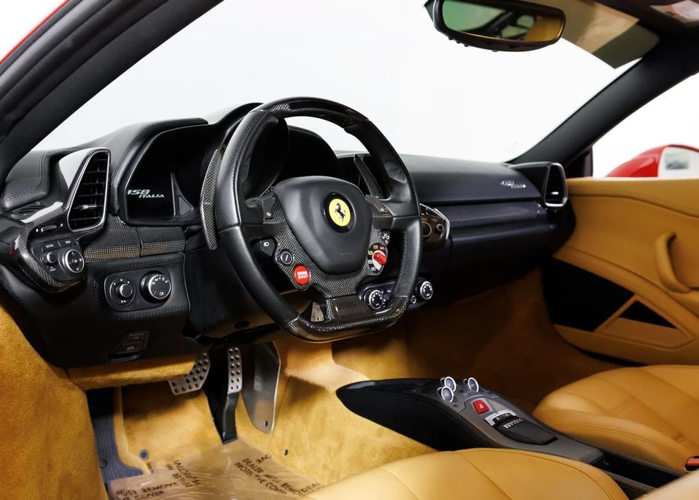 2013 Ferrari 458 Italia - Image 14 of 31
