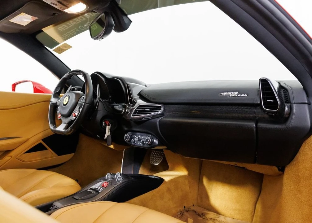 2013 Ferrari 458 Italia - Image 21 of 31