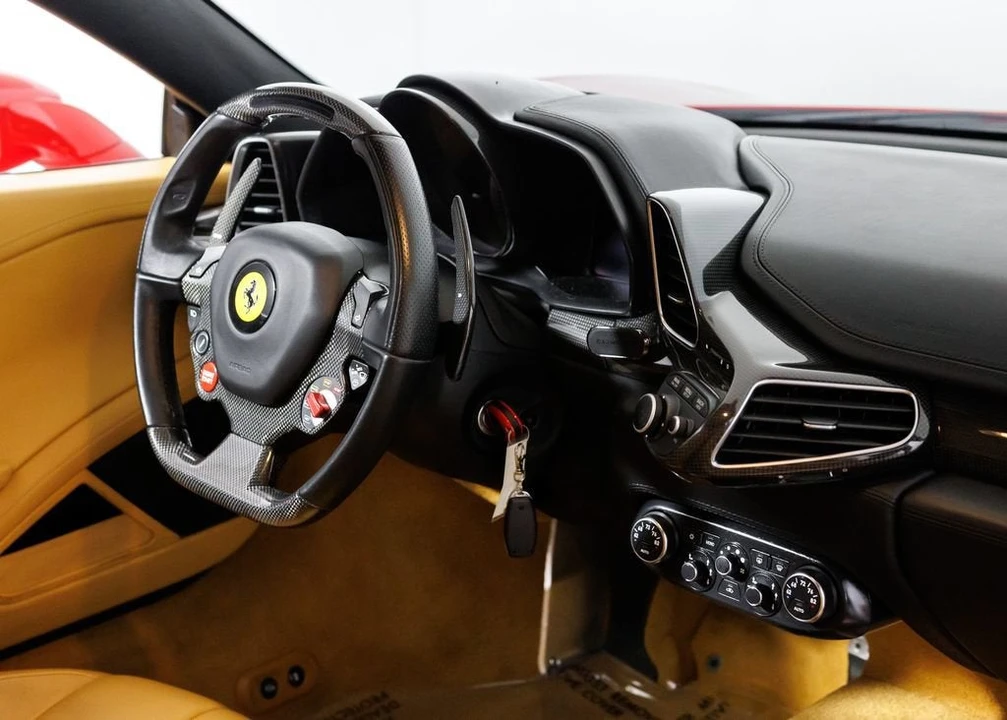 2013 Ferrari 458 Italia - Image 23 of 31