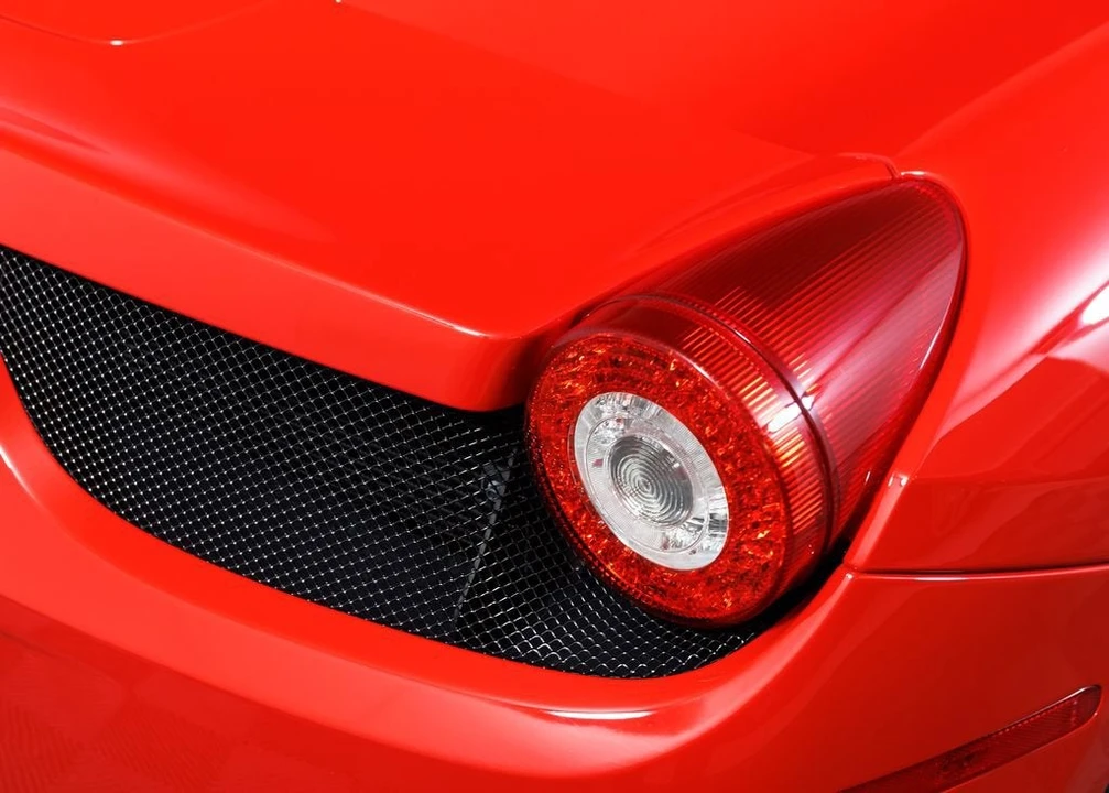 2013 Ferrari 458 Italia - Image 27 of 31