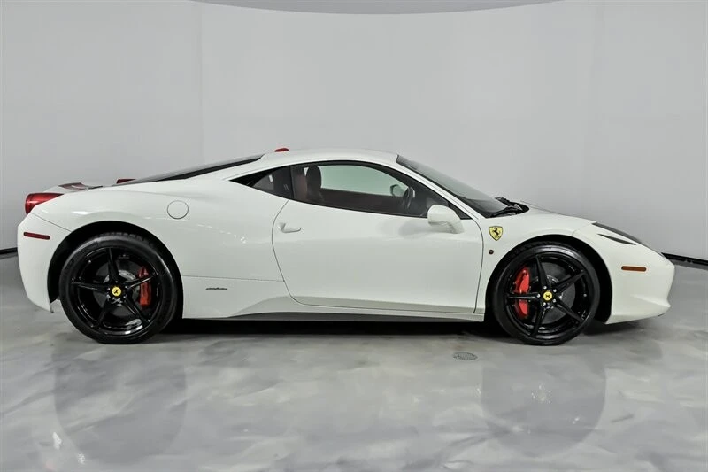 2013 Ferrari 458 Italia - Image 14 of 21