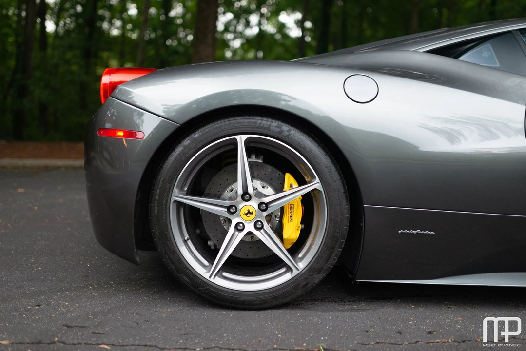 2013 Ferrari 458 Italia - Image 10 of 31