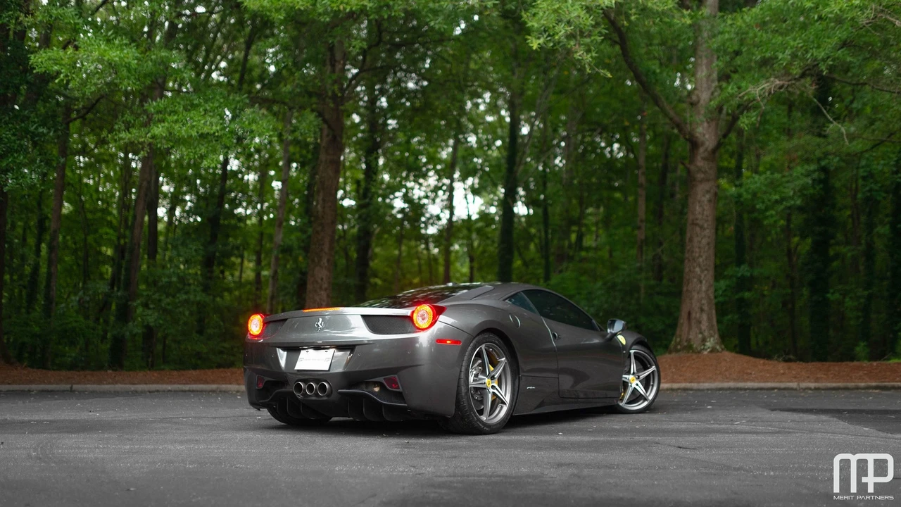 2013 Ferrari 458 Italia - Image 11 of 31
