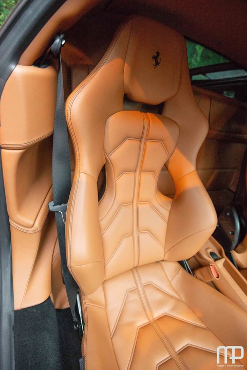 2013 Ferrari 458 Italia - Image 26 of 31