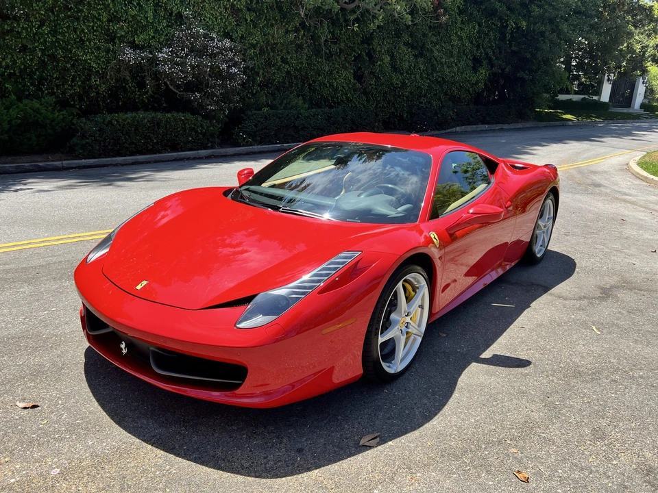2013 Ferrari 458 Italia - Image 10 of 31