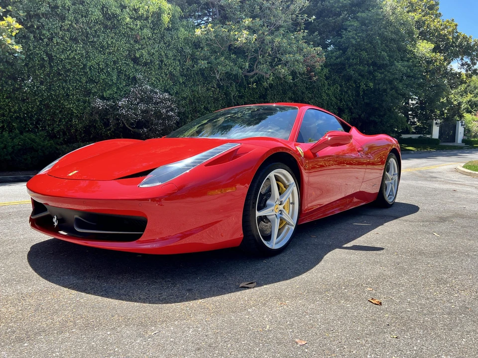 2013 Ferrari 458 Italia - Image 8 of 31