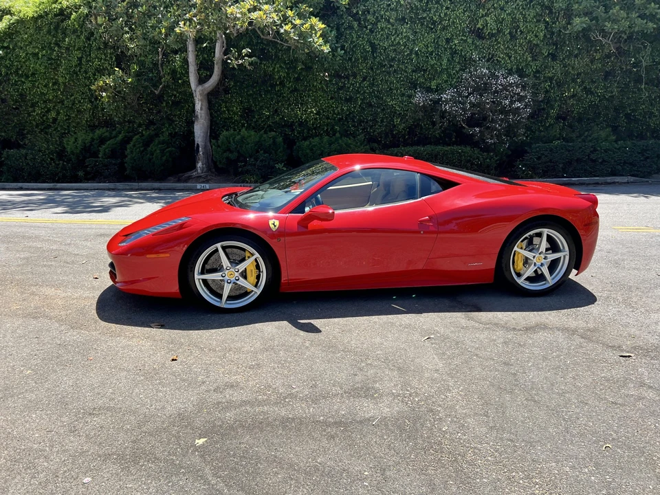 2013 Ferrari 458 Italia - Image 2 of 31