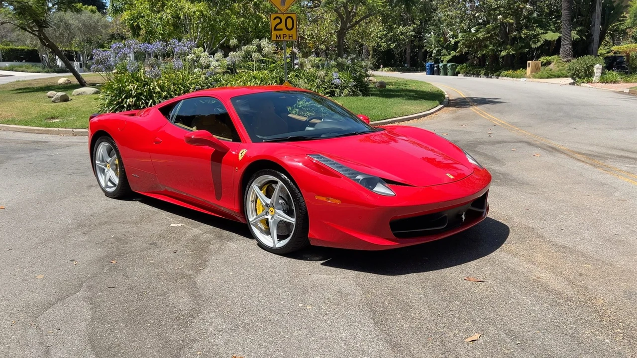2013 Ferrari 458 Italia - Image 23 of 31