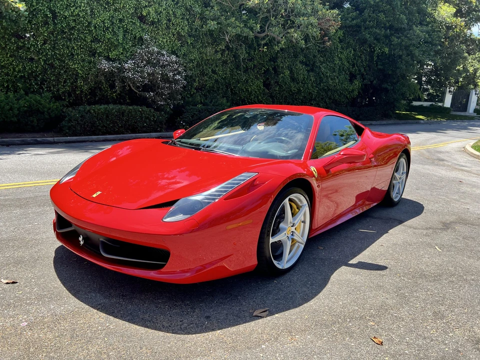 2013 Ferrari 458 Italia - Image 9 of 31