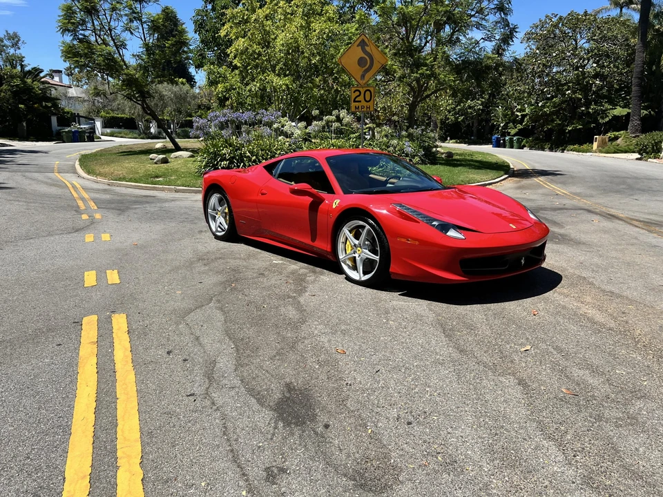 2013 Ferrari 458 Italia - Image 30 of 31