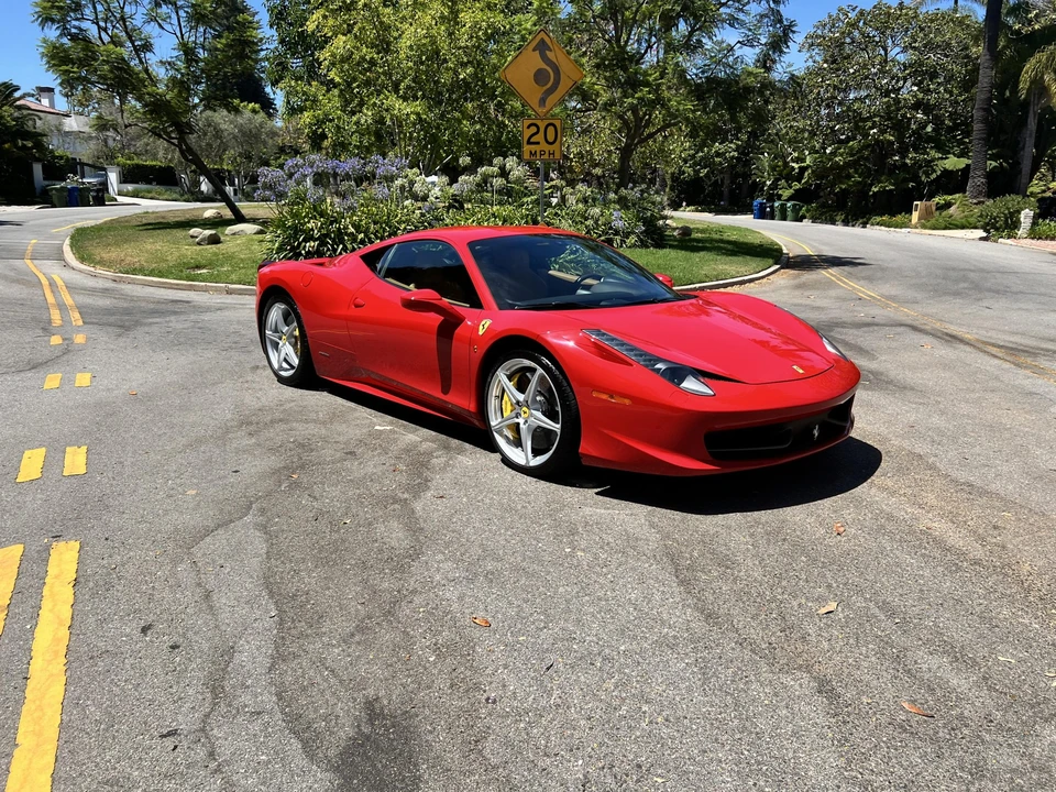 2013 Ferrari 458 Italia - Image 24 of 31