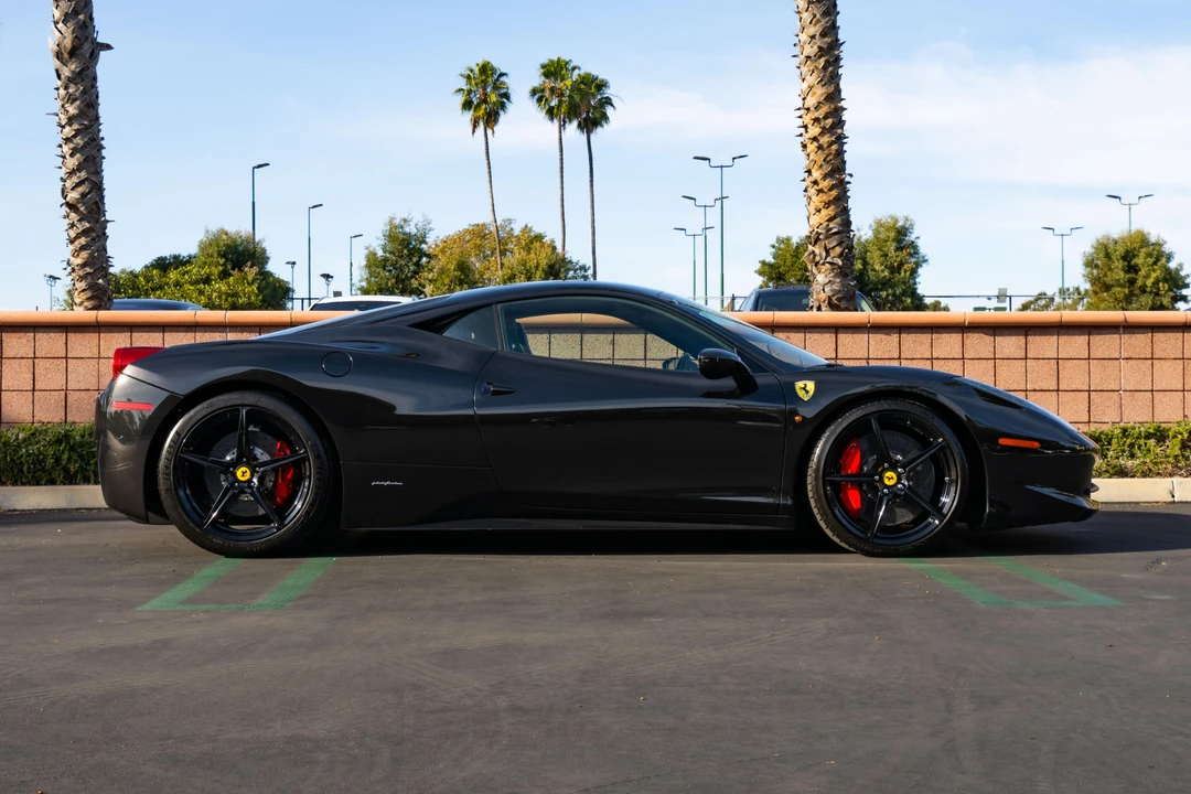 2013 Ferrari 458 Italia - Image 11 of 31