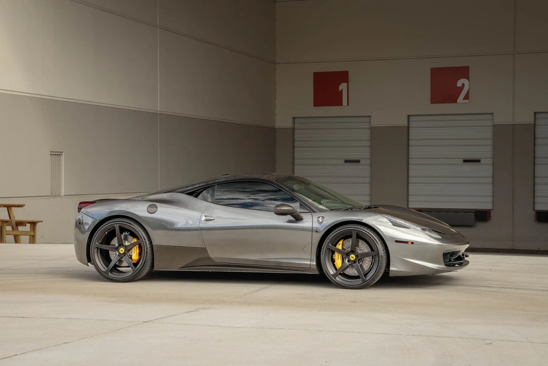 2013 Ferrari 458 Italia - Image 8 of 31
