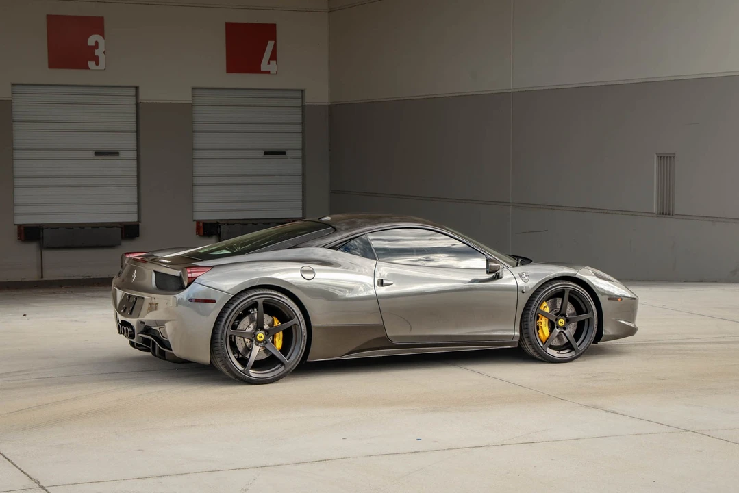 2013 Ferrari 458 Italia - Image 10 of 31