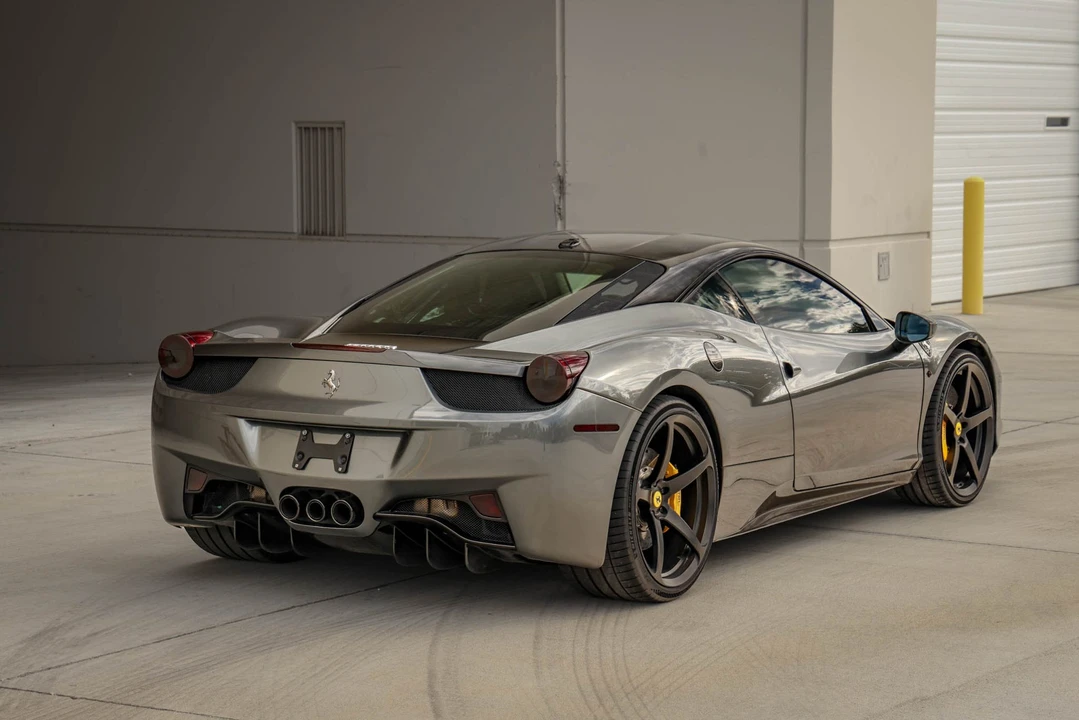 2013 Ferrari 458 Italia - Image 12 of 31