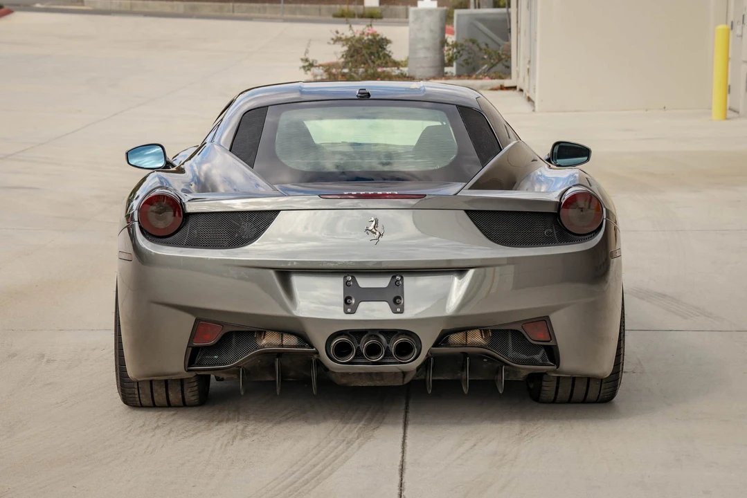 2013 Ferrari 458 Italia - Image 14 of 31