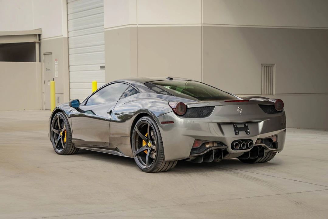 2013 Ferrari 458 Italia - Image 16 of 31