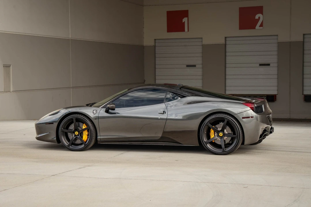 2013 Ferrari 458 Italia - Image 18 of 31