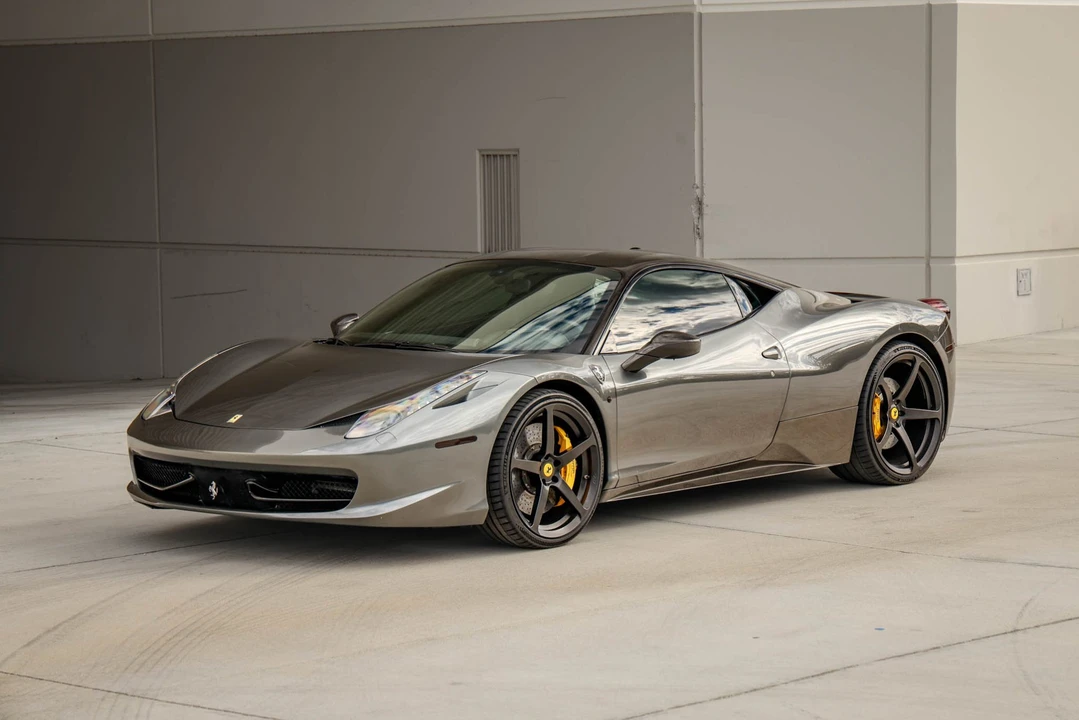 2013 Ferrari 458 Italia - Image 2 of 31