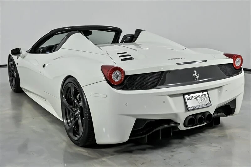 2013 Ferrari 458 Italia - Image 10 of 12