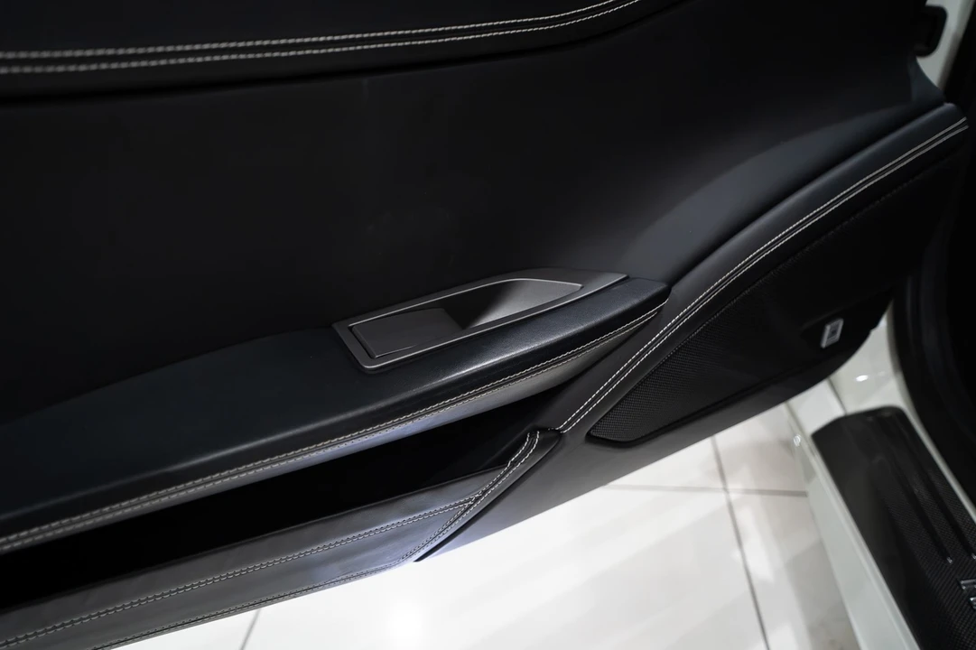 2013 Ferrari 458 Italia - Image 6 of 31