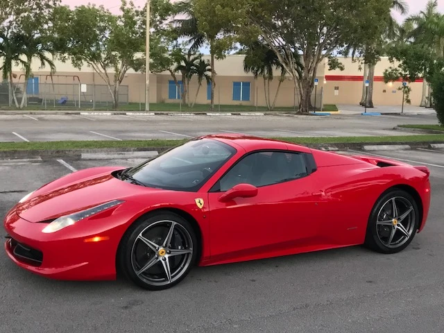2013 Ferrari 458 Spider - Image 6 of 10