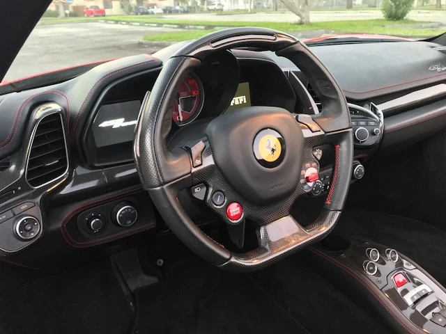 2013 Ferrari 458 Spider - Image 10 of 10