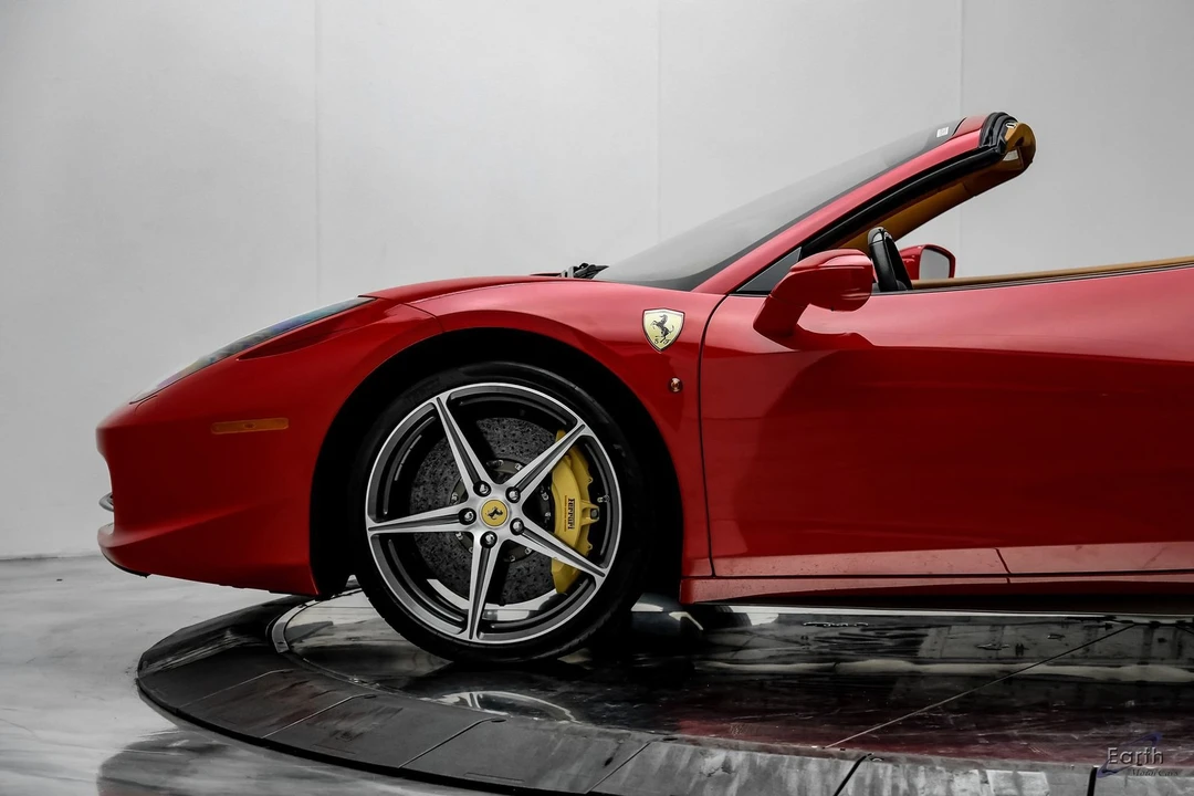 2013 Ferrari 458 Spider - Image 9 of 12