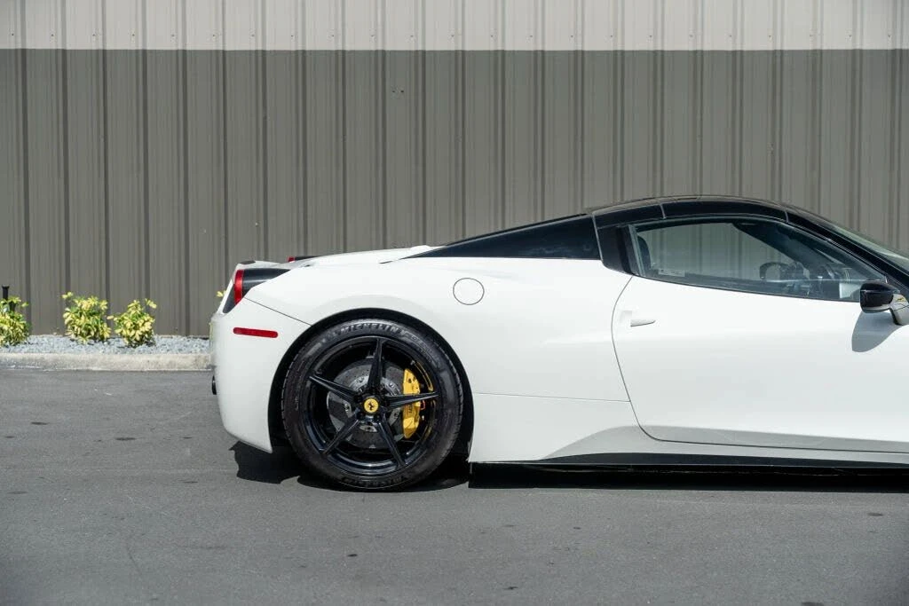 2013 Ferrari 458 Spider - Image 16 of 31