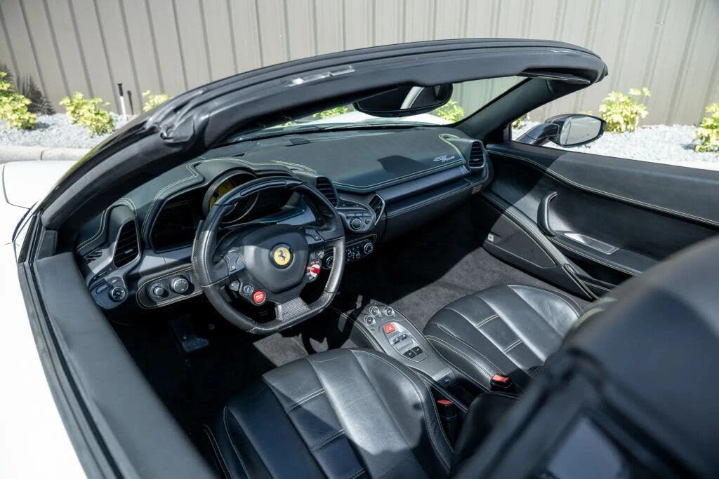 2013 Ferrari 458 Spider - Image 31 of 31