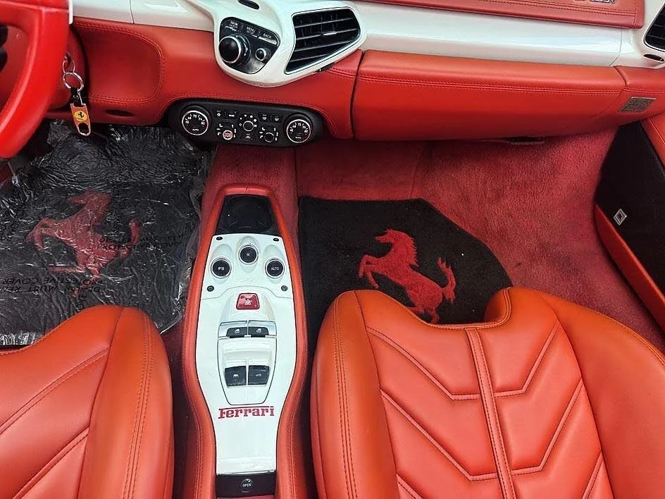 2013 Ferrari 458 Spider - Image 15 of 31