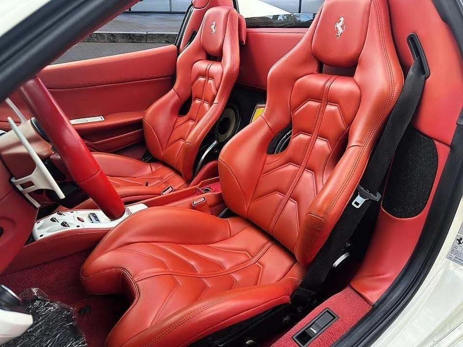 2013 Ferrari 458 Spider - Image 26 of 31