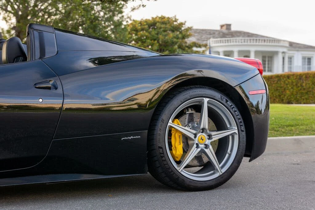 2013 Ferrari 458 Spider - Image 25 of 31