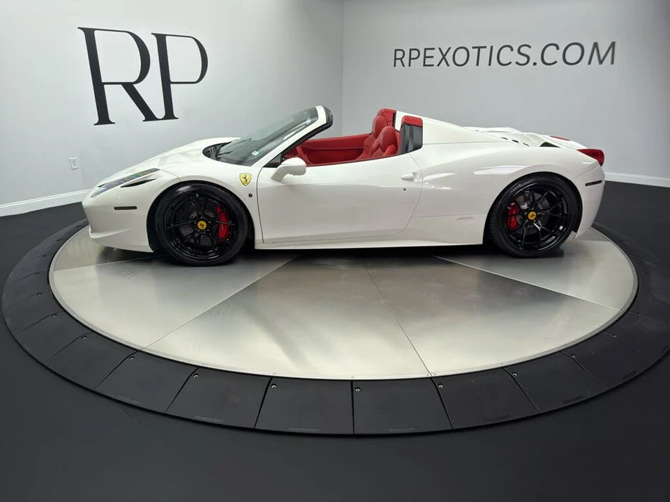2013 Ferrari 458 Spider - Image 3 of 31