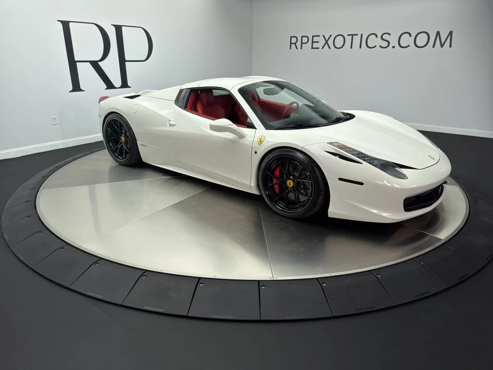2013 Ferrari 458 Spider - Image 16 of 31