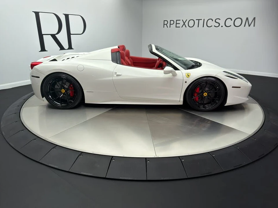2013 Ferrari 458 Spider - Image 7 of 31