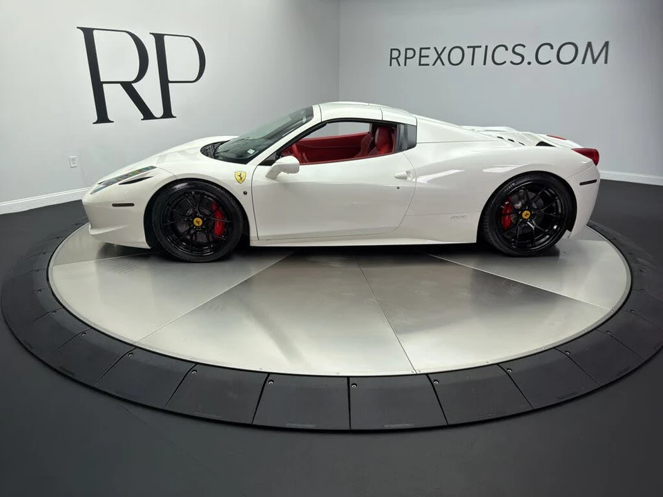 2013 Ferrari 458 Spider - Image 11 of 31