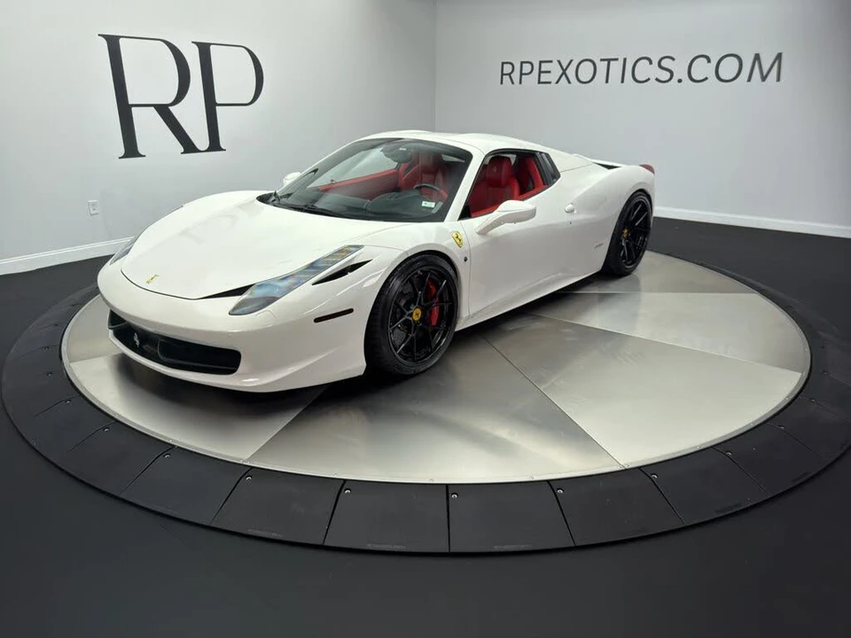 2013 Ferrari 458 Spider - Image 10 of 31