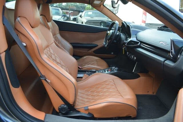 2013 Ferrari 458 Spider - Image 25 of 31
