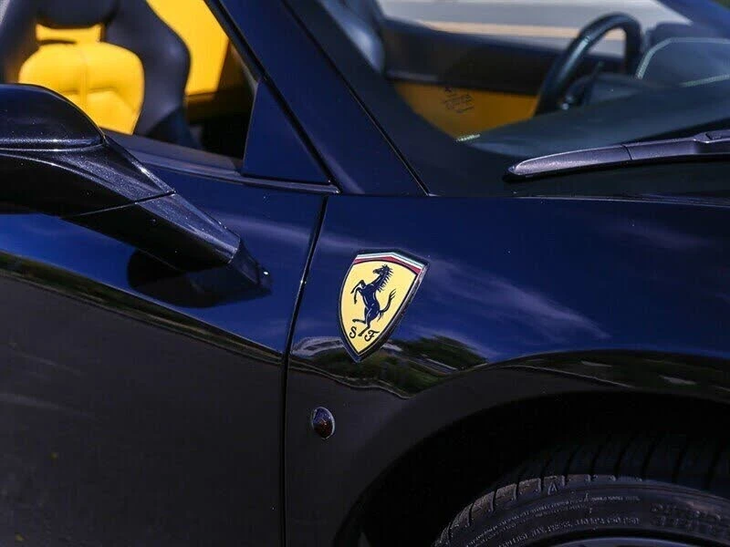 2013 Ferrari 458 Spider - Image 25 of 31