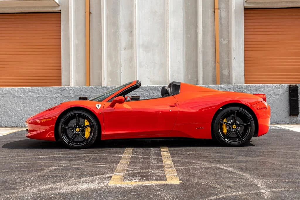 2013 Ferrari 458 Spider - Image 8 of 31