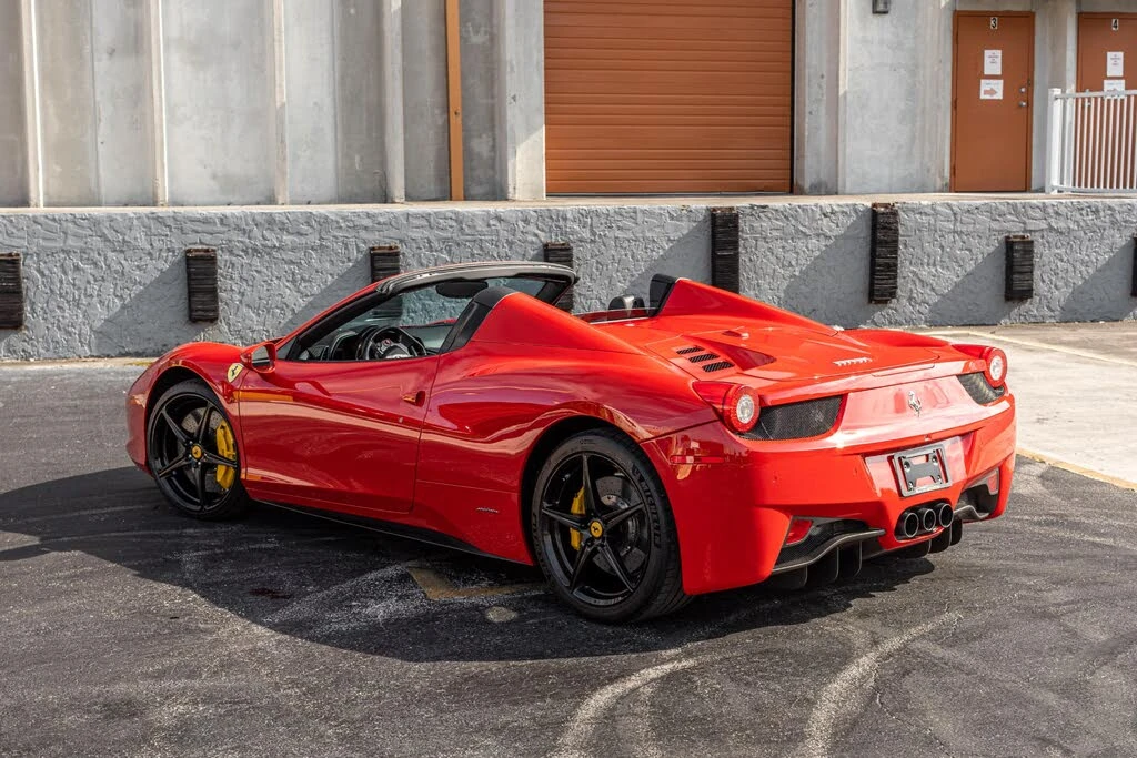 2013 Ferrari 458 Spider - Image 27 of 31