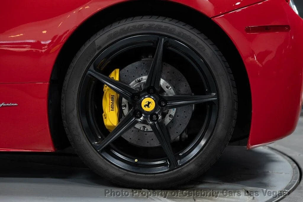 2013 Ferrari 458 Spider - Image 24 of 31