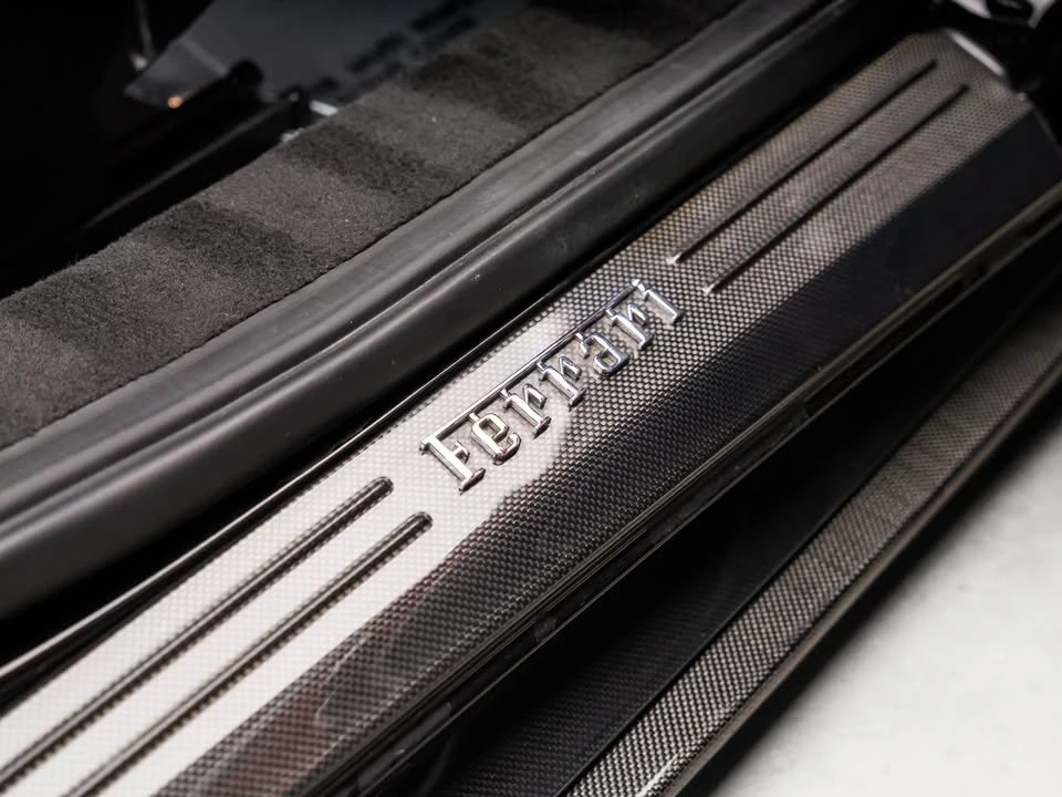 2013 Ferrari 458 Spider - Image 6 of 19