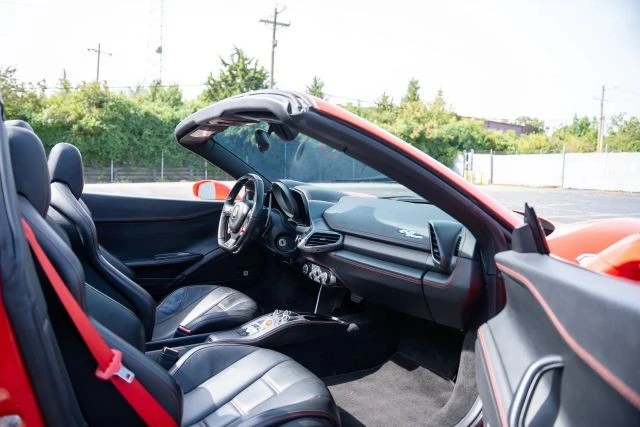 2013 Ferrari 458 Spider - Image 19 of 21