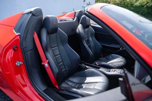 2013 Ferrari 458 Spider - Image 18 of 21