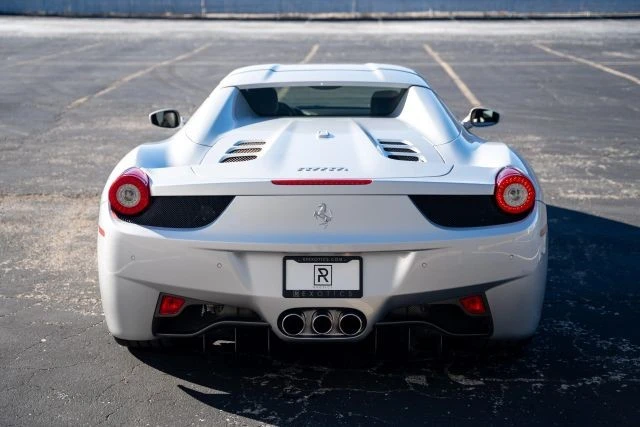 2013 Ferrari 458 Spider - Image 10 of 21